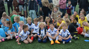 Geef je stem aan het schoolvoetbaltoernooi
